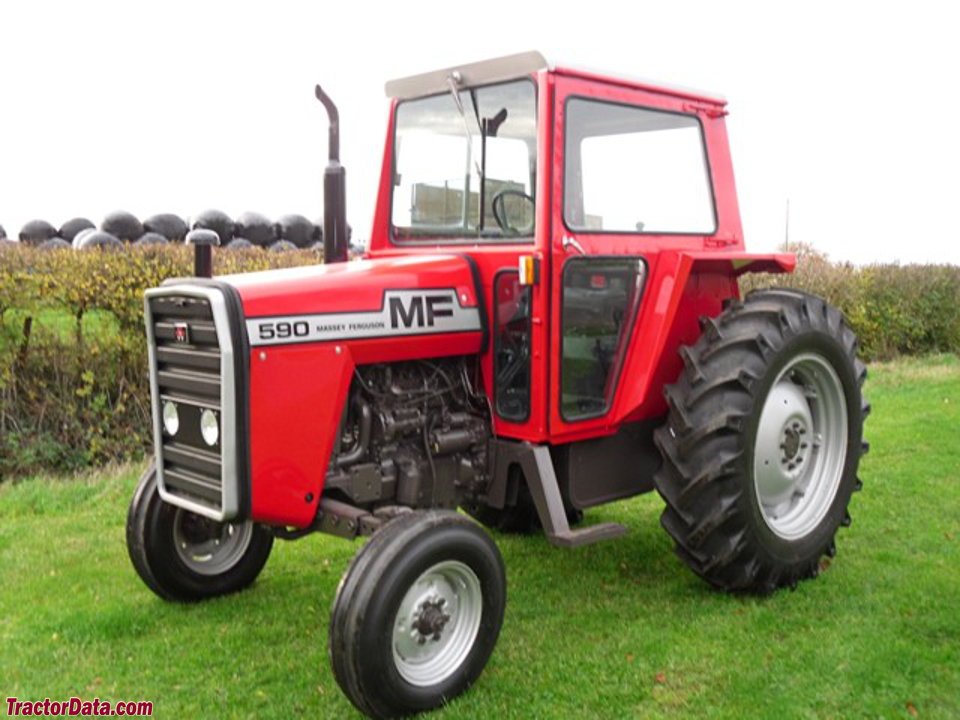 Tractor Massey Ferguson 590