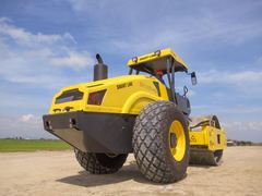 Bomag BW211D40