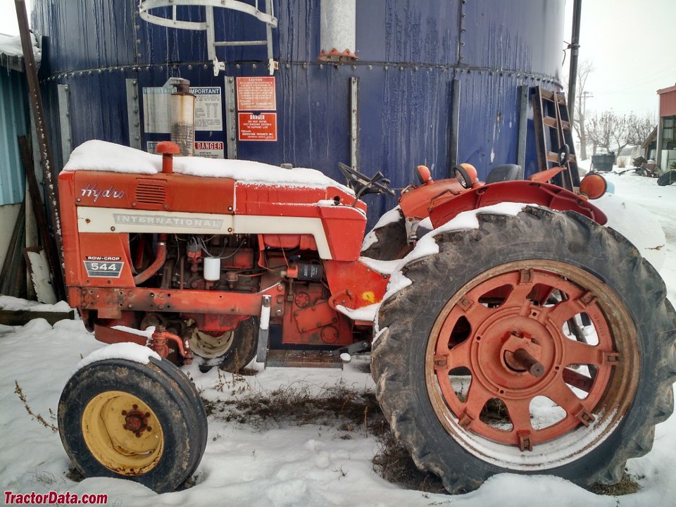 Tractor International Harvester 544