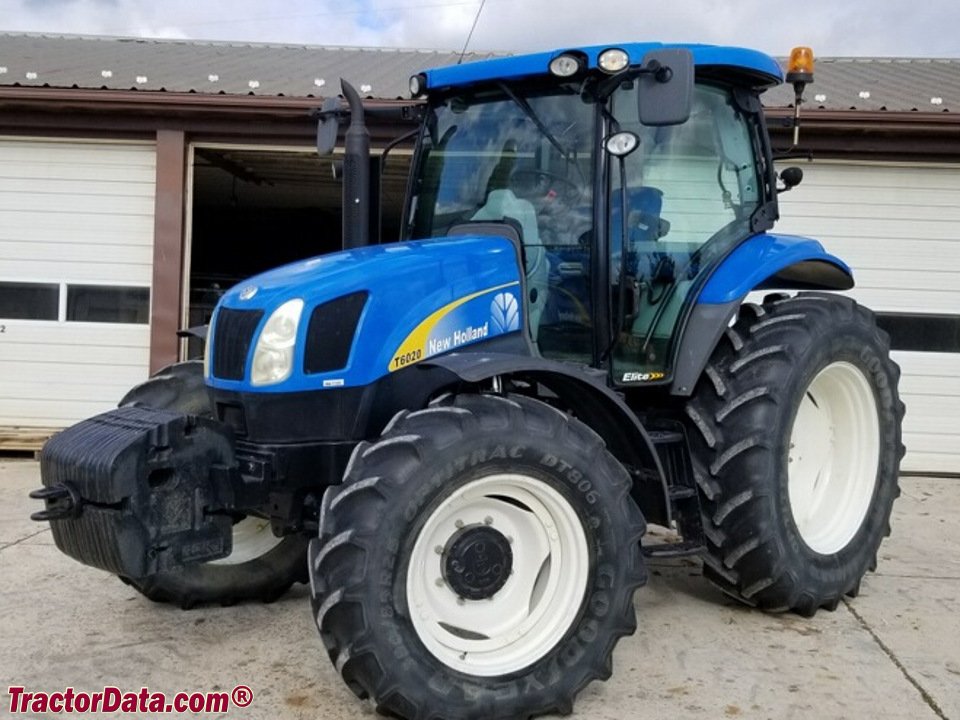 Tractor New Holland T6020 4WD