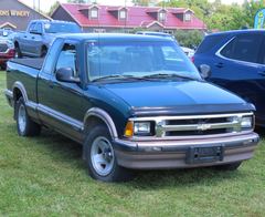 Chevrolet S 10 LS