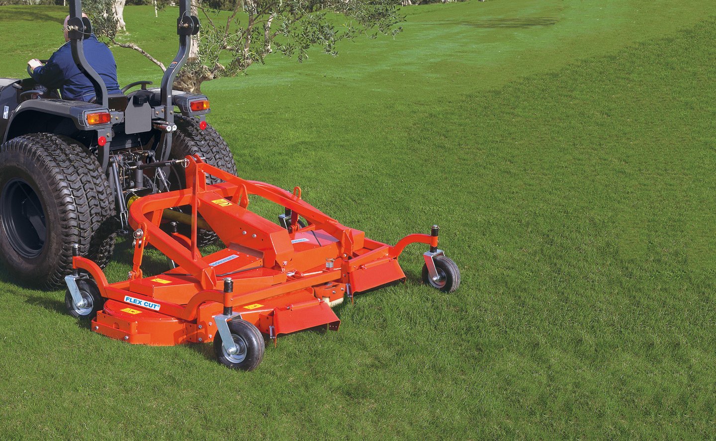 Turf care Wiedenmann TRI CUT 490