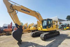 Komatsu PC220LC-8