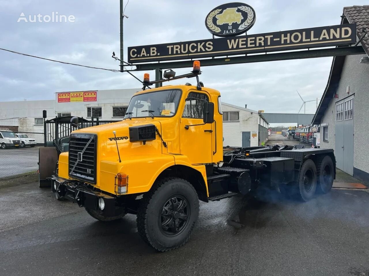 Lastwagen Volvo 10-6X4/350+137