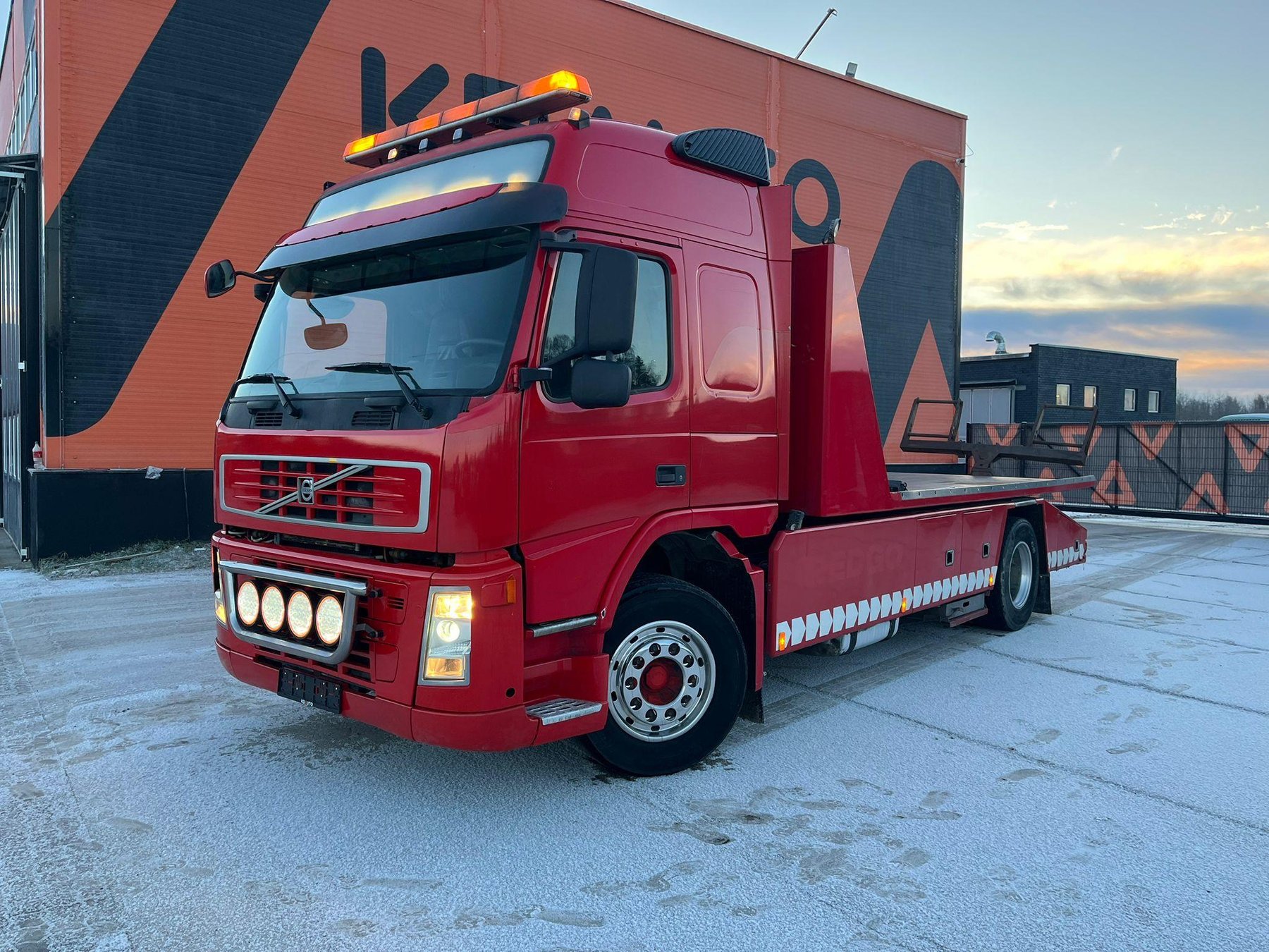 Lastwagen Volvo VOLVO FM300 4X2