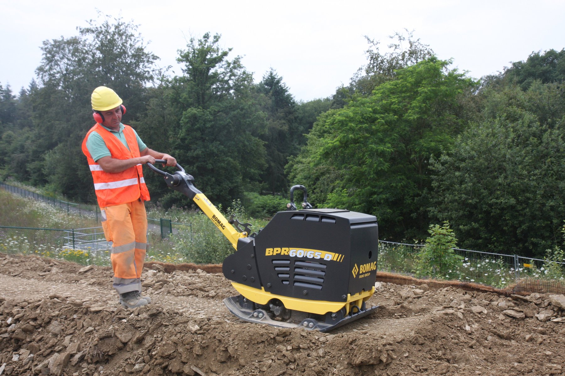 Straßenbaumaschine Bomag BPR 6065