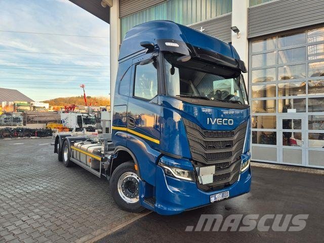 Truck Iveco AS260S50Y/PS