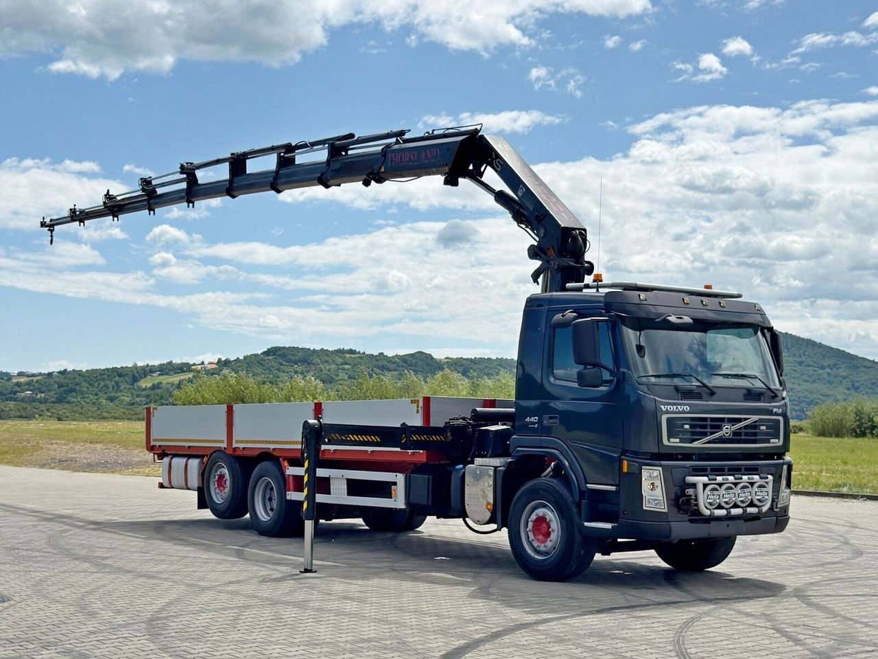 Truck Volvo FM 62R 440