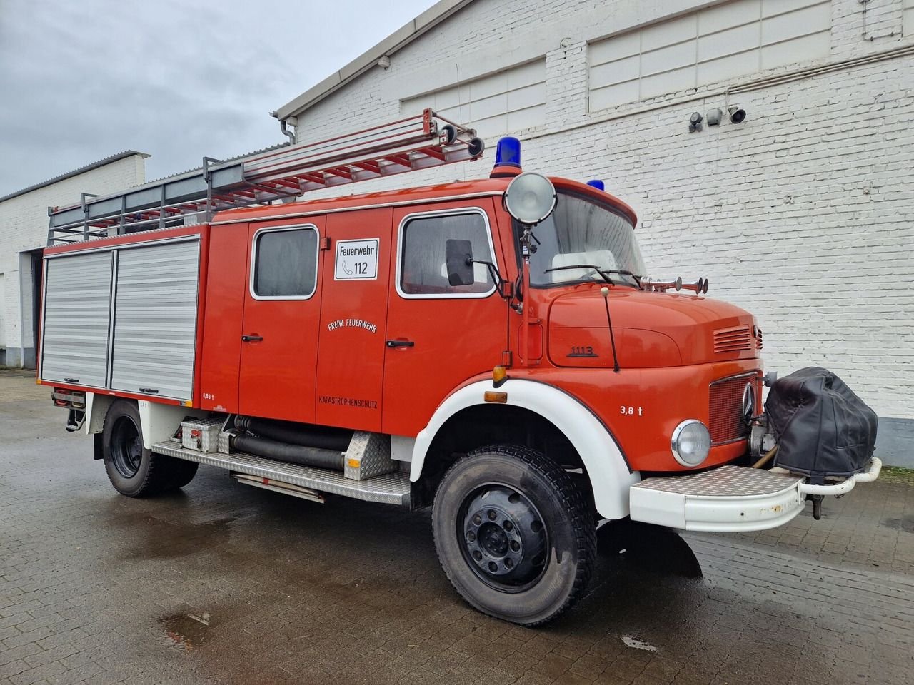 Truck Mercedes Benz LF 1113B/4200