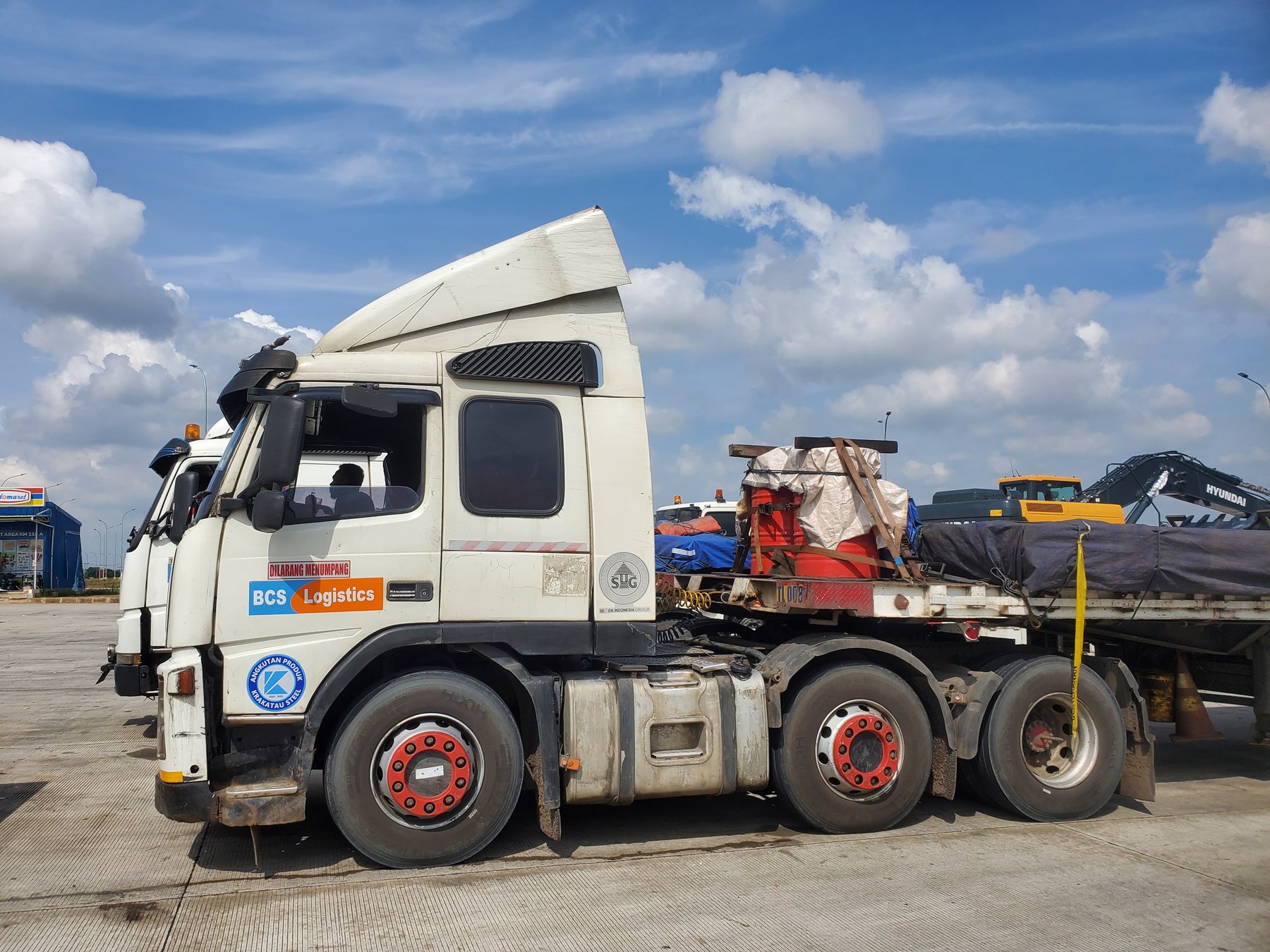 Volvo 380 6X2