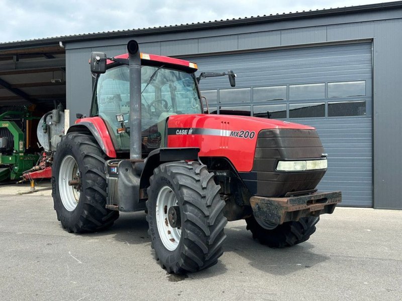 Tractor Case IH MX 200 MAGNUM