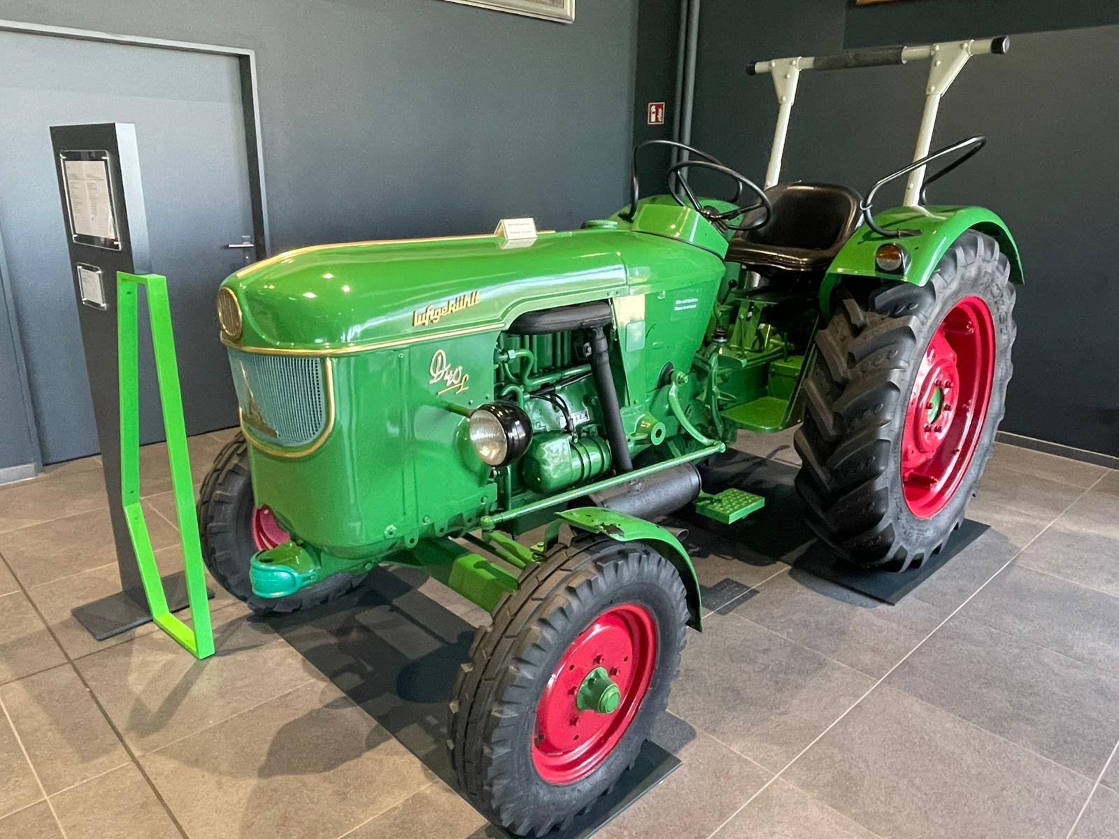 Tractor Deutz D 40.2-NF/1950