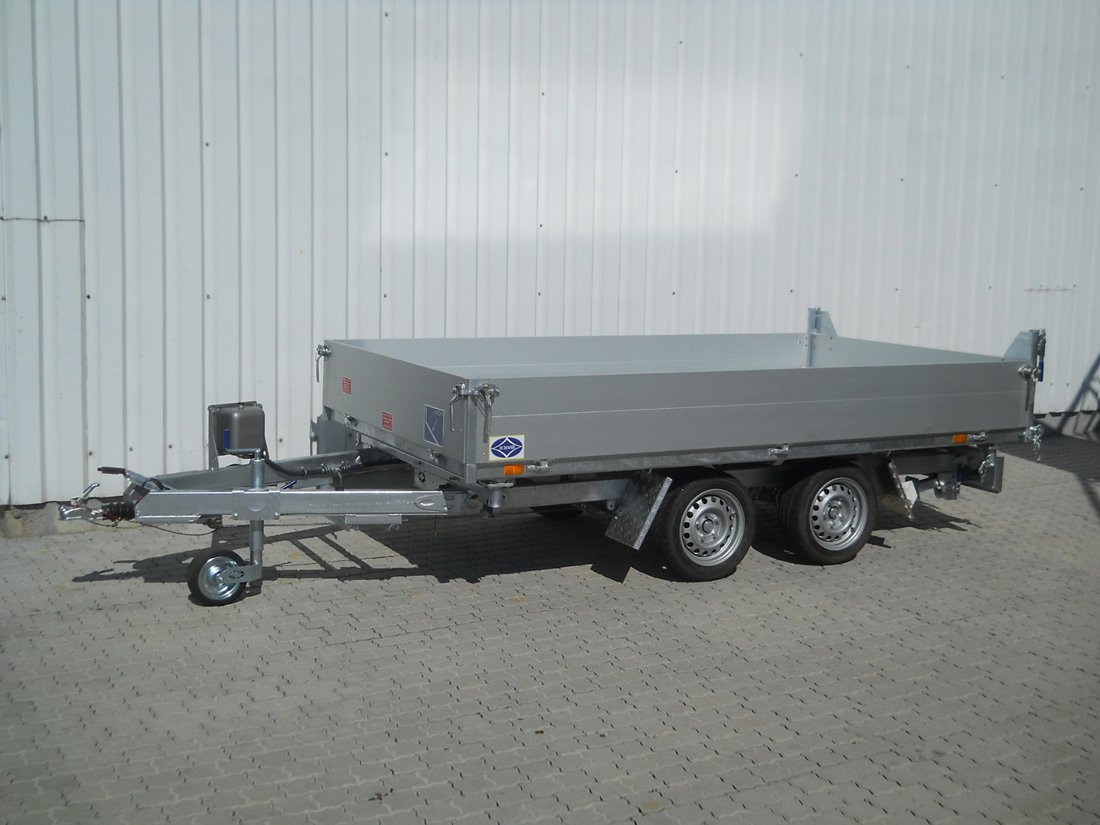 Przyczepki do 750 kg Omavalmiste 130X260/270