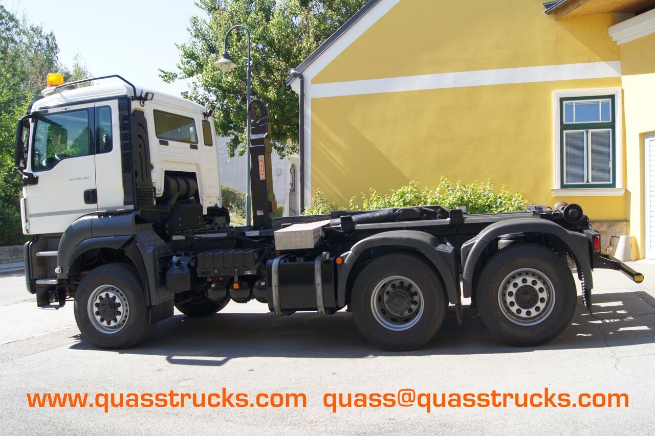 Truck MAN TGS 28.400 6X2-4 BL EEV
