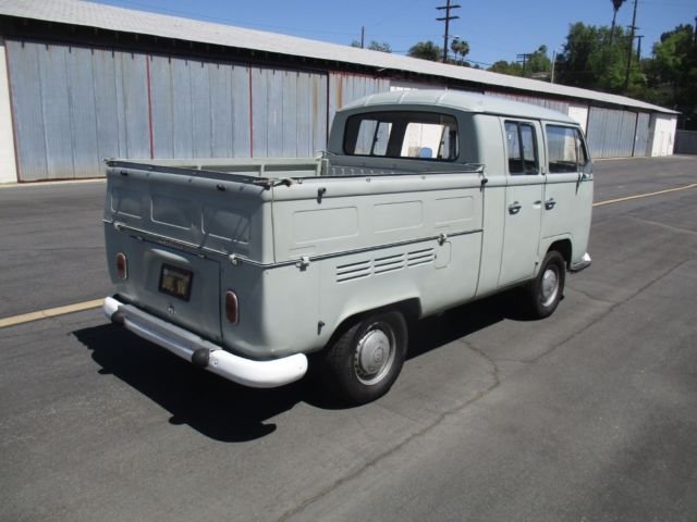 Van Volkswagen 247341 P.U. DUBB.CAB.