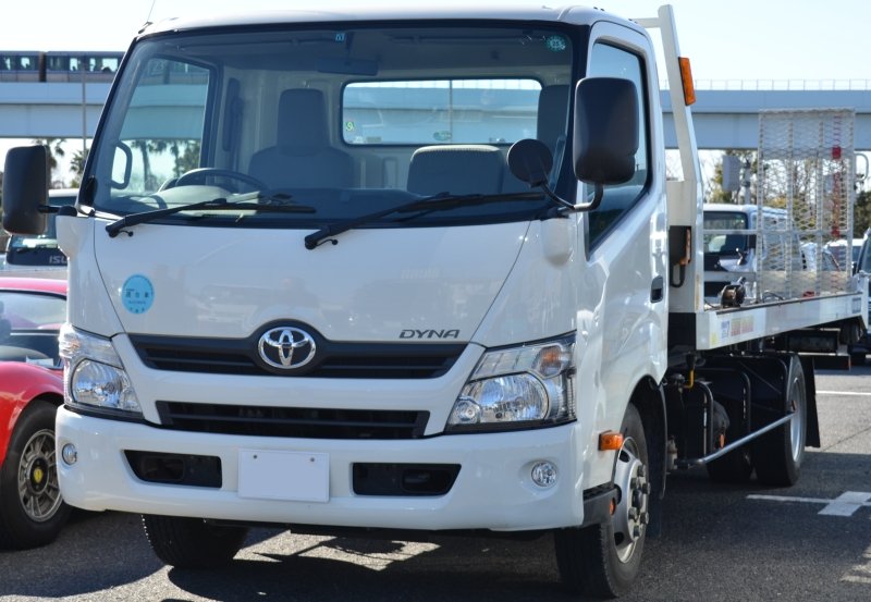Van Toyota DAYNA 100