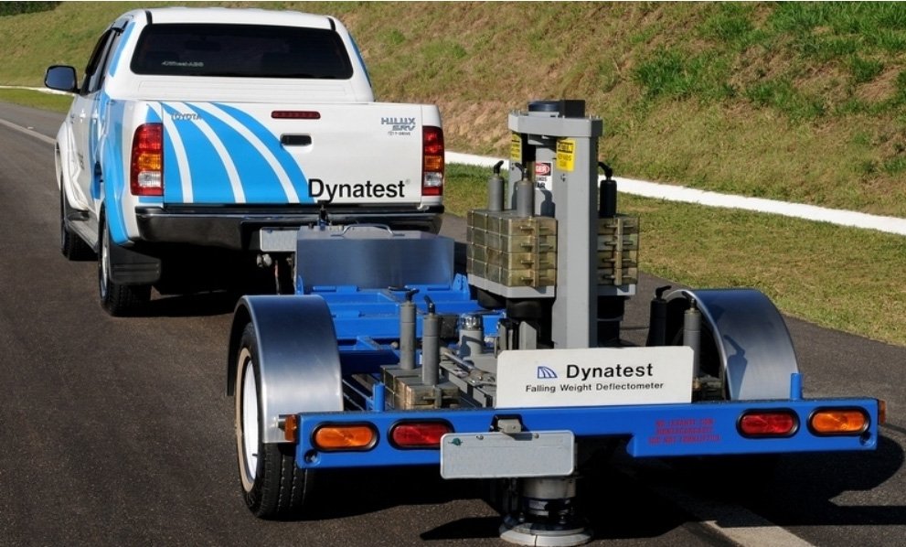 Trailer DYNATEST 8082