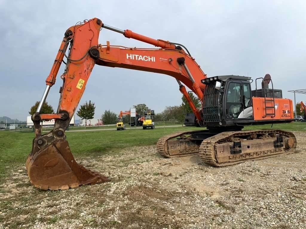 Excavator Hitachi ZX470LCR-3