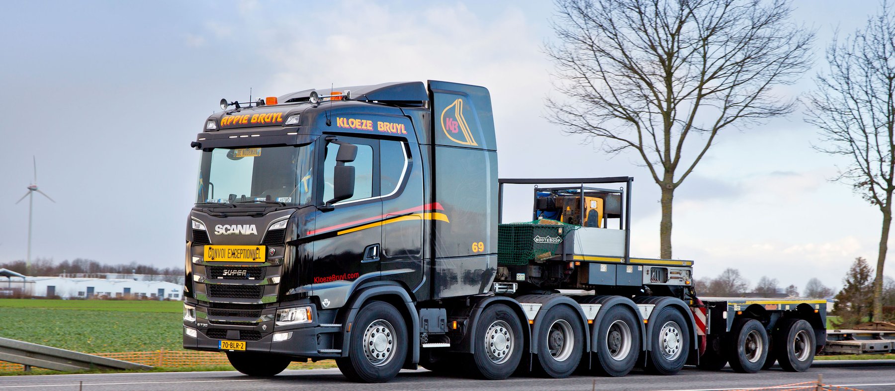 Truck Scania 12 LB-ARA-8X2/355+135+132