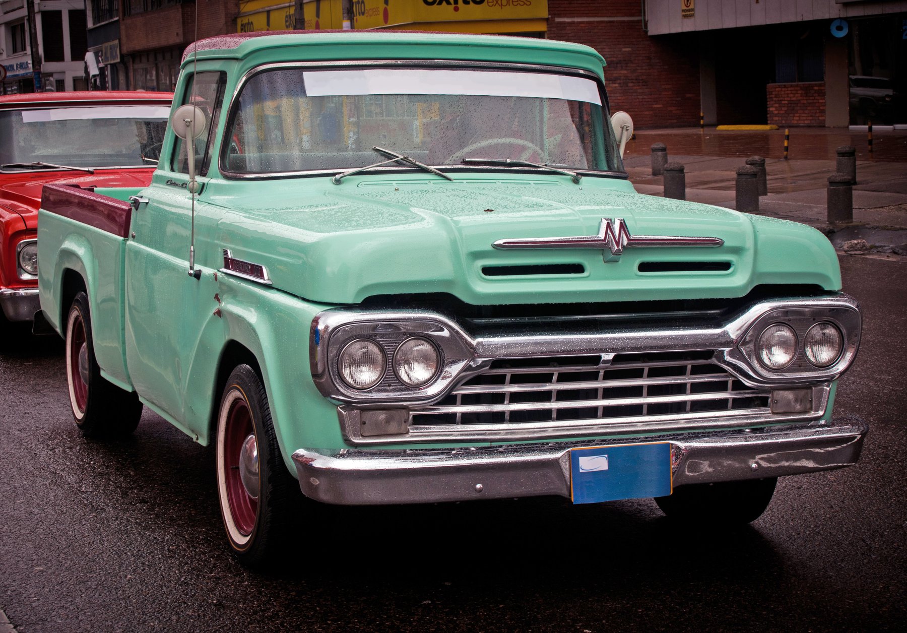 Mercury 100