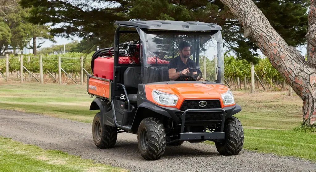 Tractor Kubota RTV-X900-C