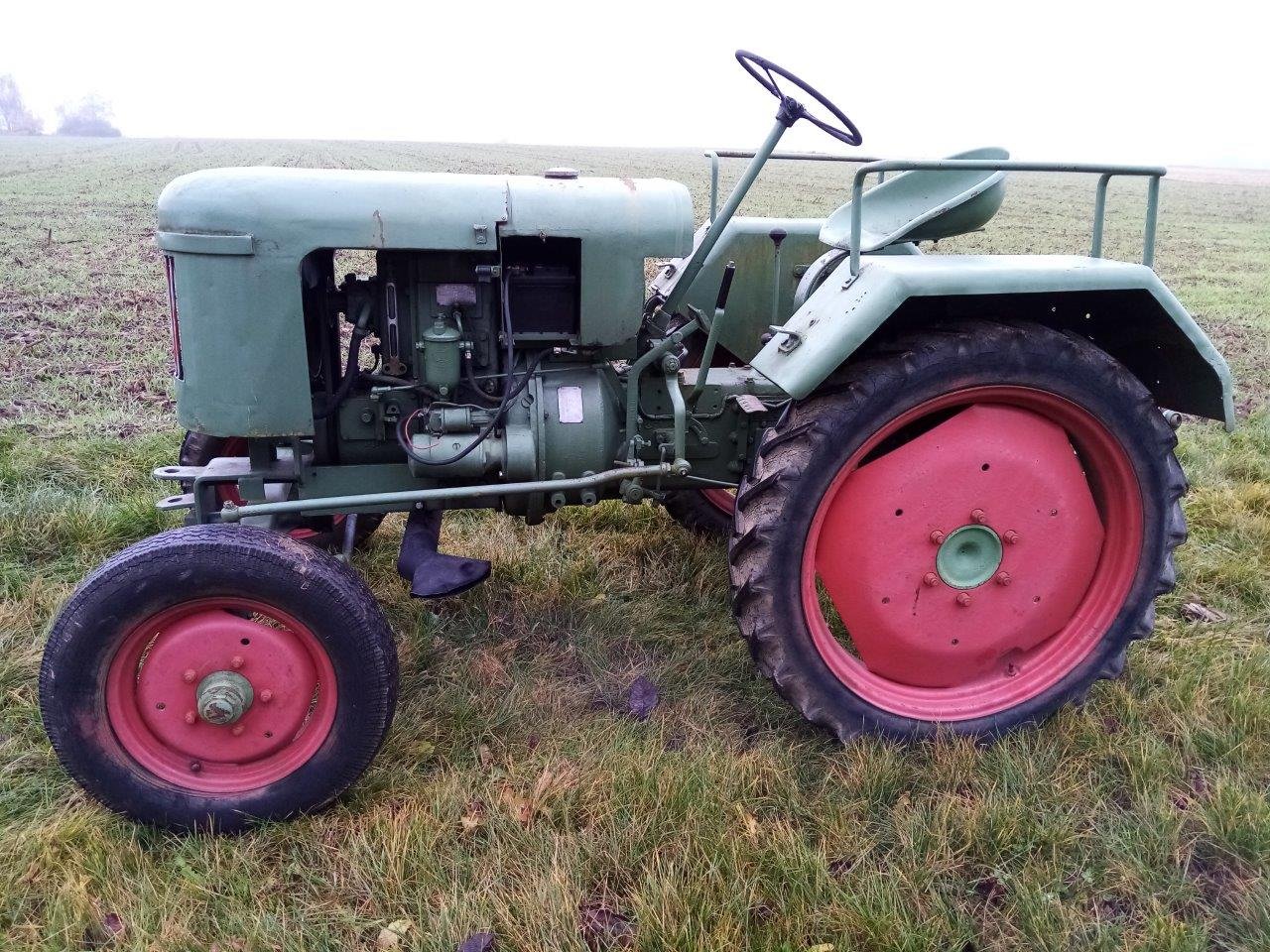 Tractor Hatz T-16