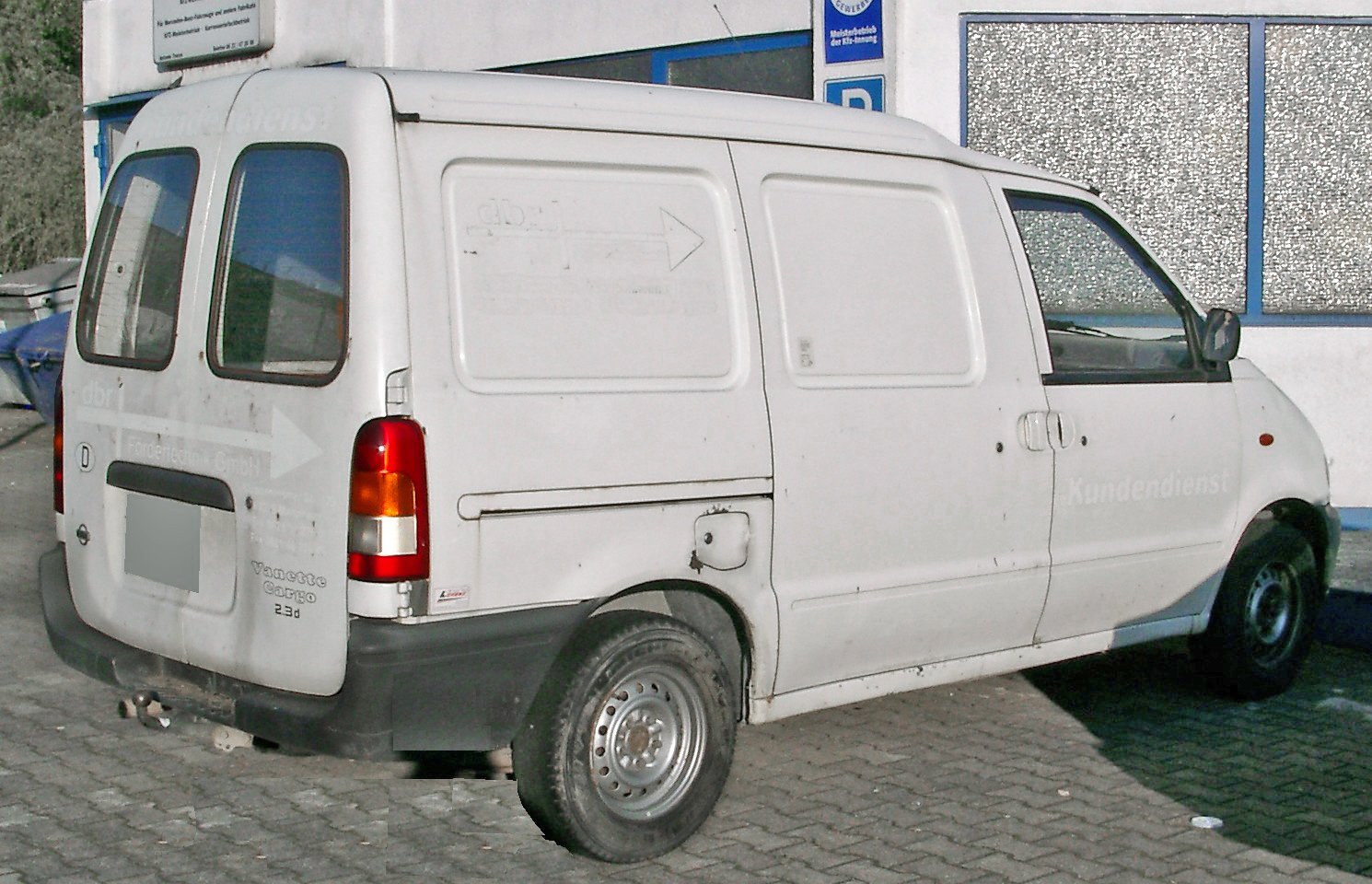 Van Nissan VANETTE CARGO 2.3D 500
