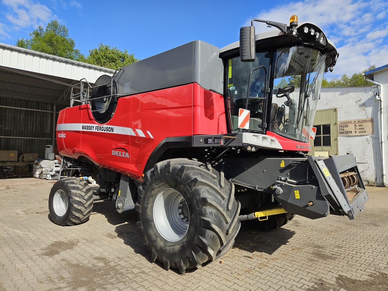 Massey Ferguson Fortia 9795