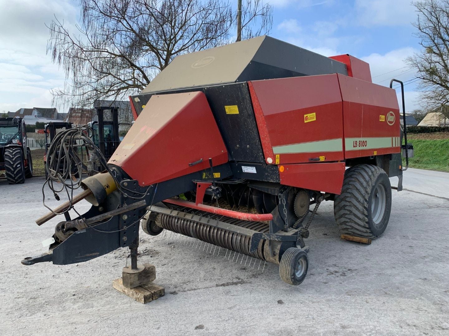 Maszyna Vicon LB8100