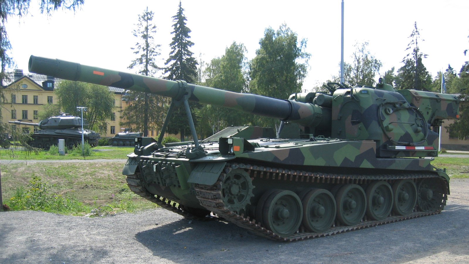 Armoured vehicles Bofors Defence AB Bandkanon 1C