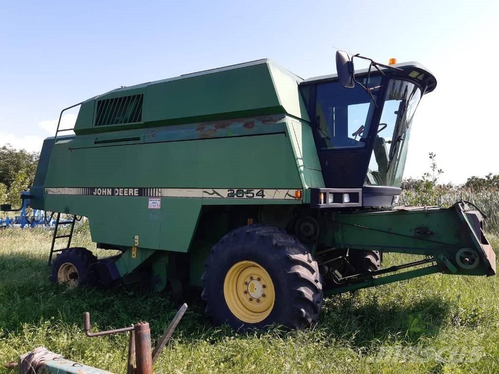 John Deere 2054