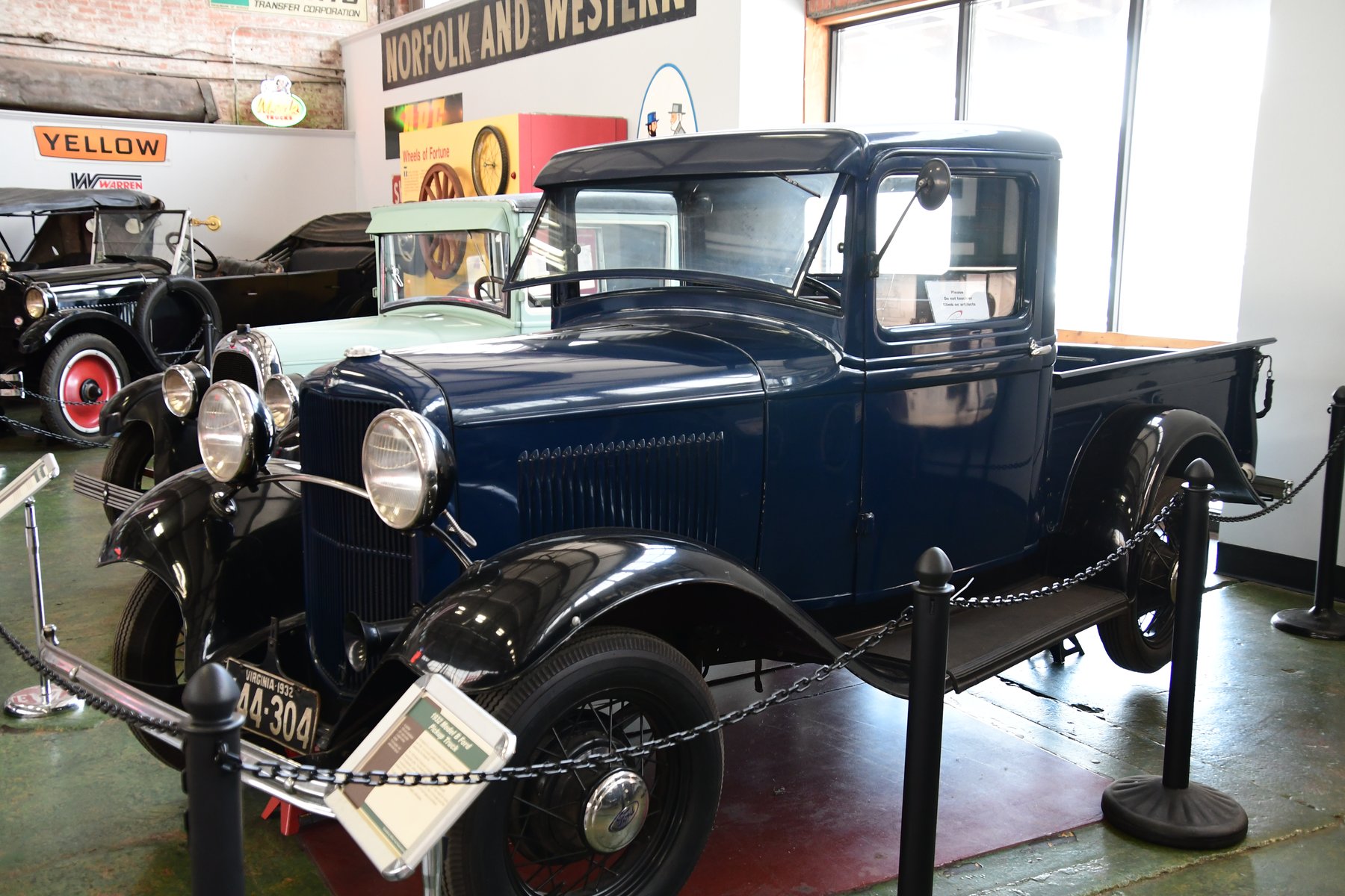 Van Ford MODEL B PICKUP