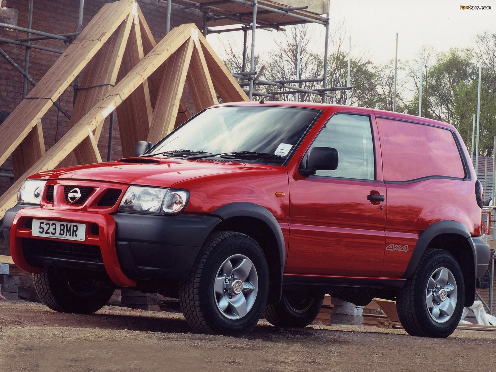 Van Nissan TERRANO II 2.4 3DR VAN