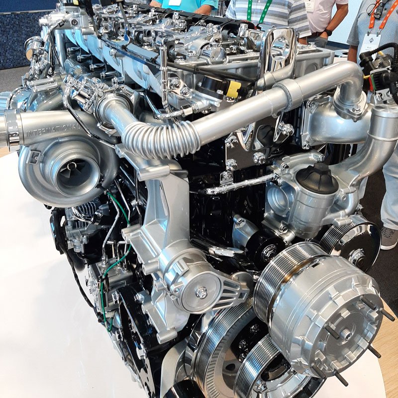 Heavy-duty on-road engines Navistar S300