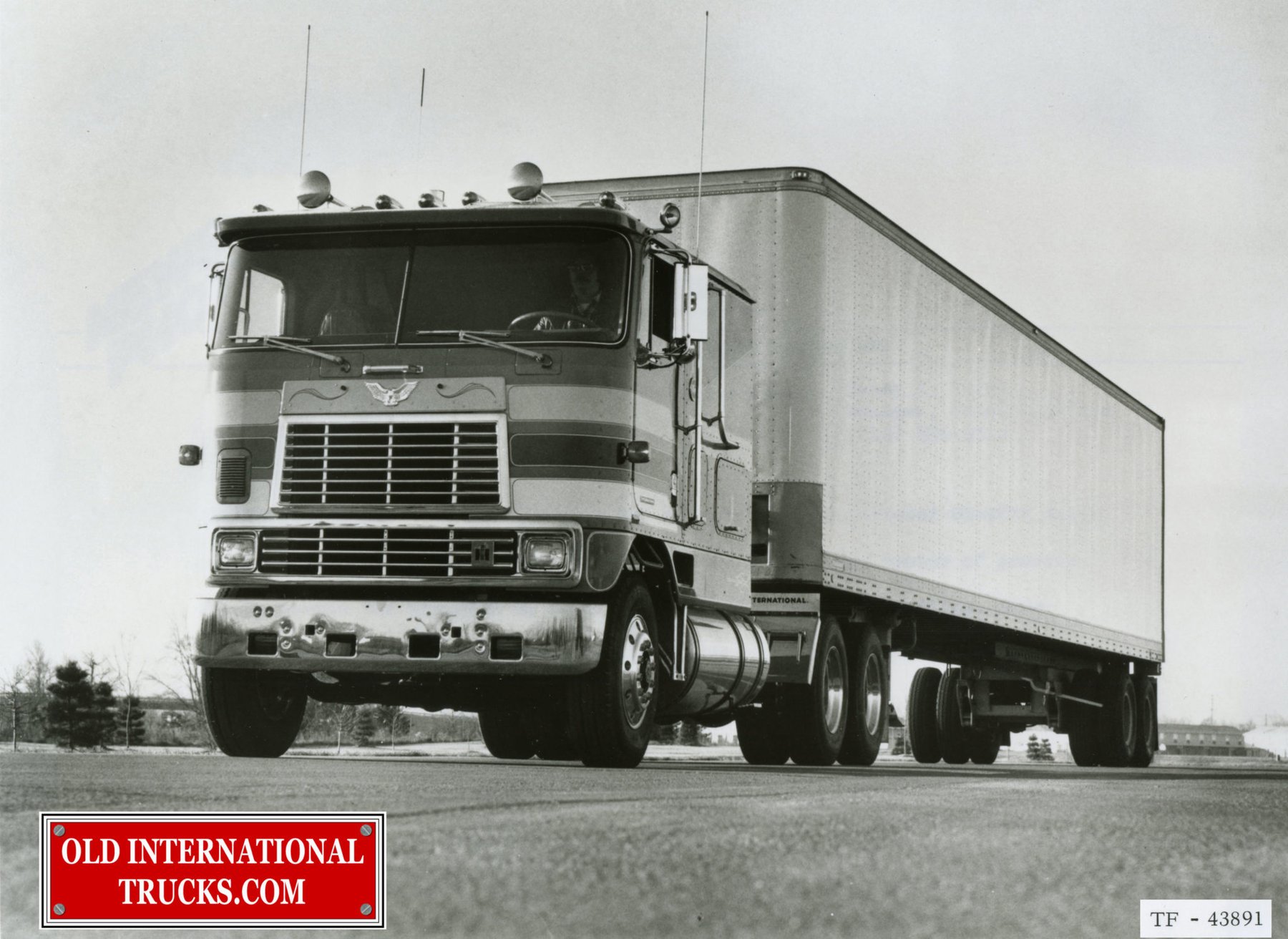 Lastwagen International CO-9670