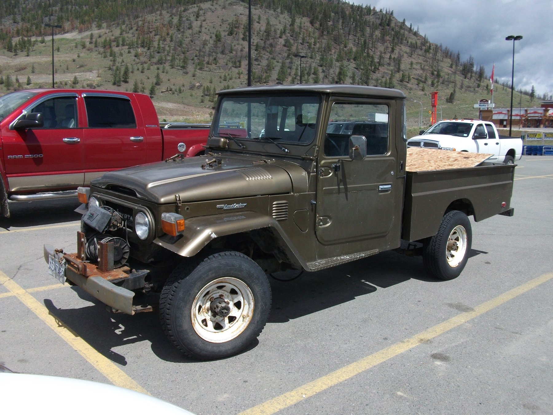 Van Toyota FJ45LP