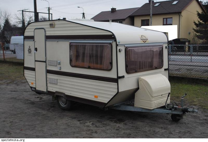 Anhänger BERGLAND 470 UITV T