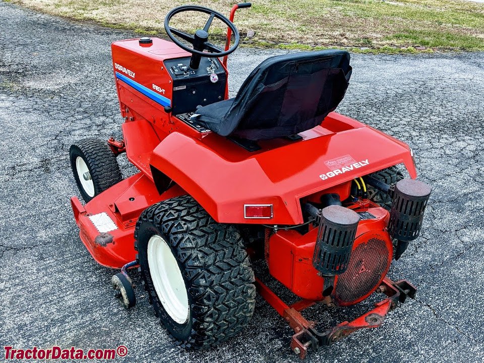 Tractor Gravely 8183-T