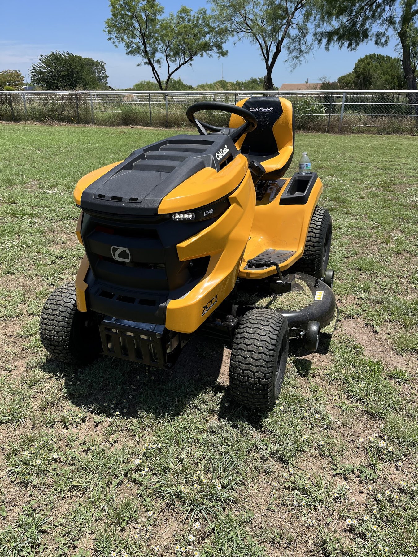 Ride-on mowers Cub Cadet 364