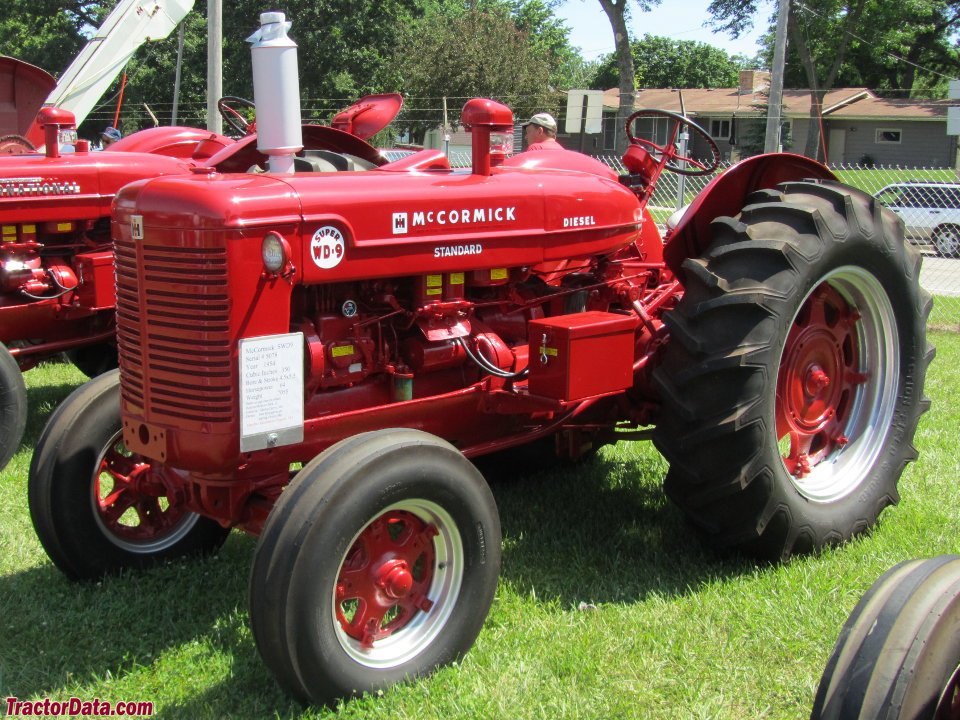 Tractor Mccormick Deering WDR-9
