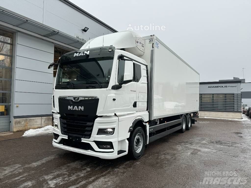 Truck MAN TGS 26.520 6X6 BB CH