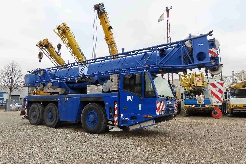 Truck Demag AC 50