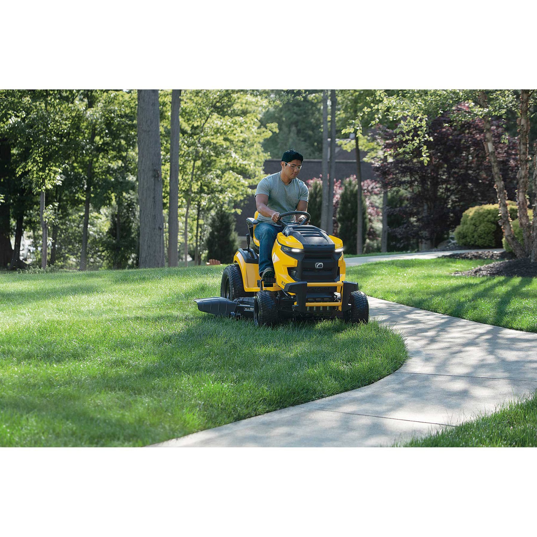 Ride-on mowers Cub Cadet XT2 LX50