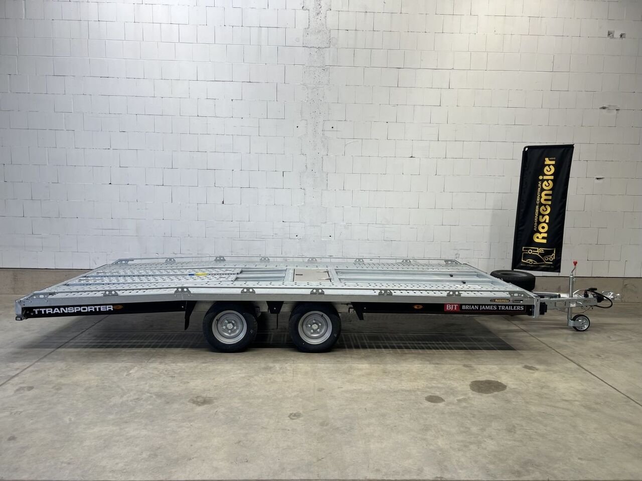 Brian James Trailers MINNO