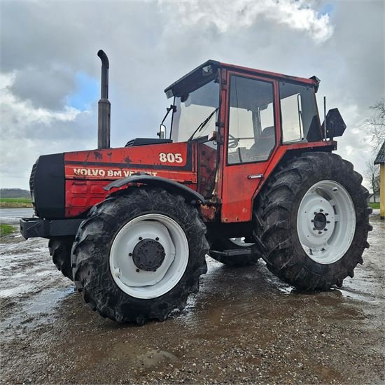 Traktor Valmet 805-4