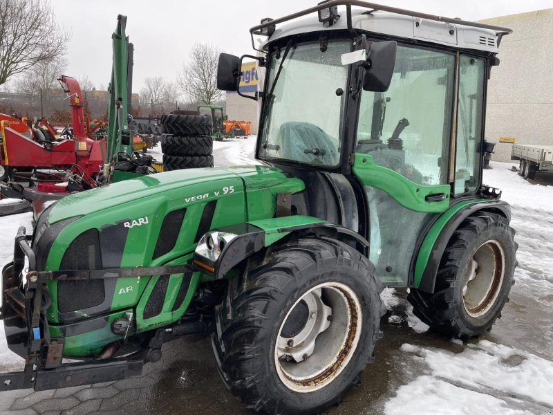 Tractor Ferrari THOR 95 AR EP