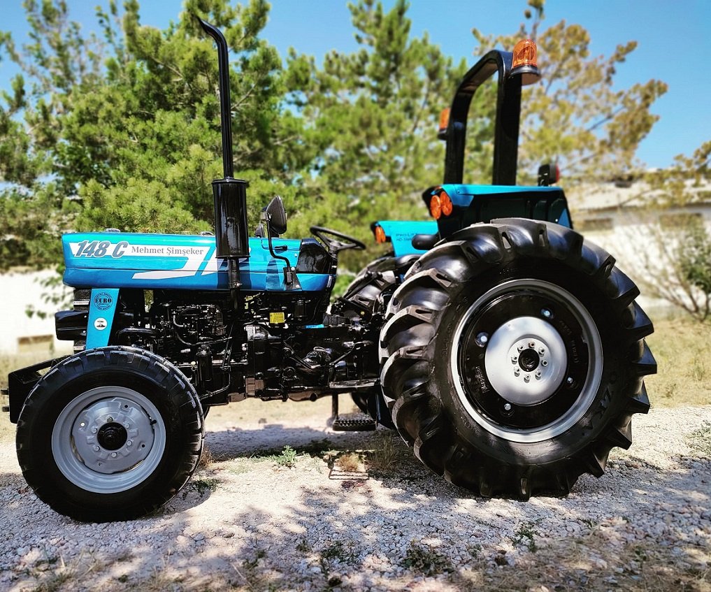 Tractor Mehmet Simseker 275