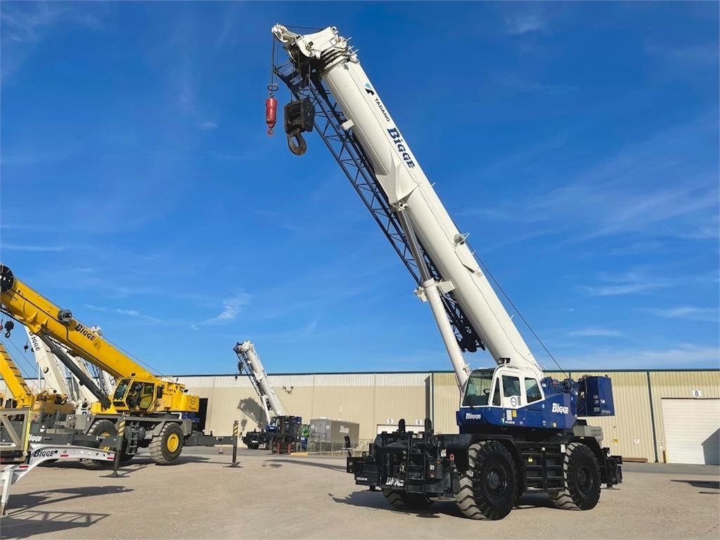 Mobile & rough terrain cranes Tadano GR1000XL-2