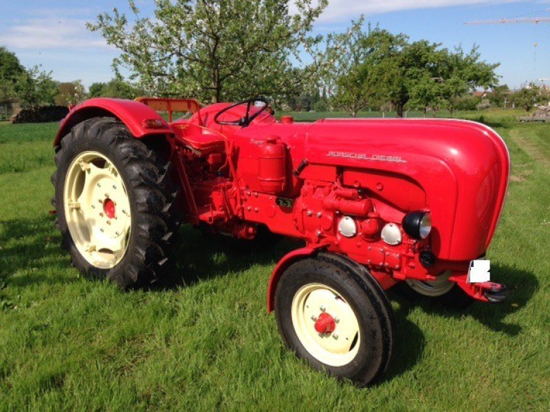Tractor Porsche Super-329
