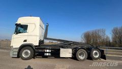 Scania R450LA6X2/4 MLB